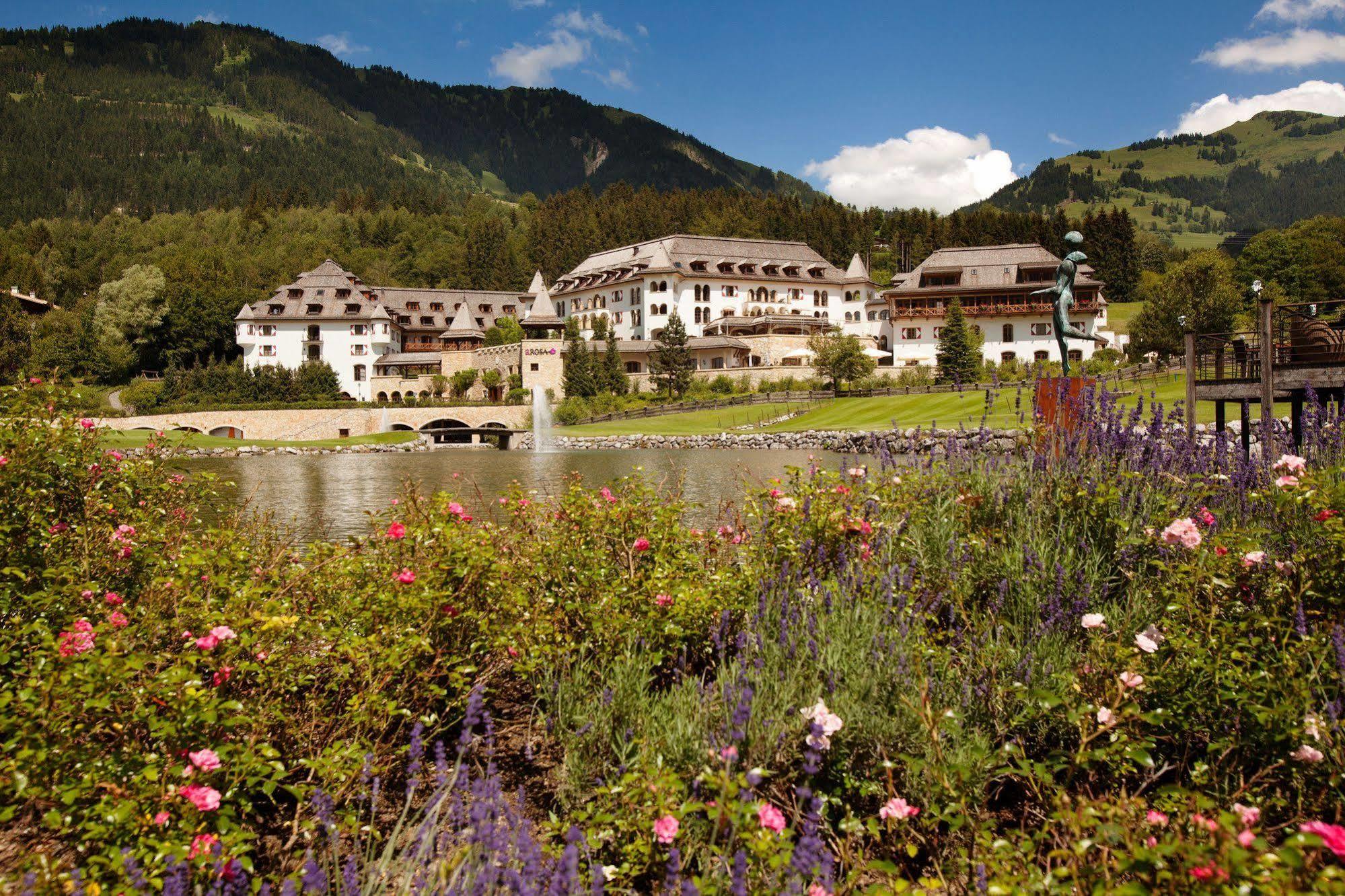 Schlosshotel Kitzbuehel A-Rosa Collection Exteriör bild The Hotel Axelmannstein
