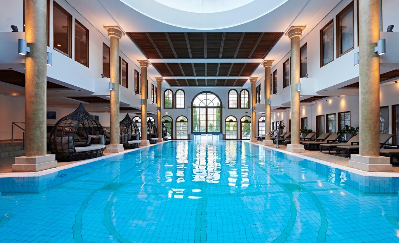 Schlosshotel Kitzbuehel A-Rosa Collection Exteriör bild The Spa at The Westin