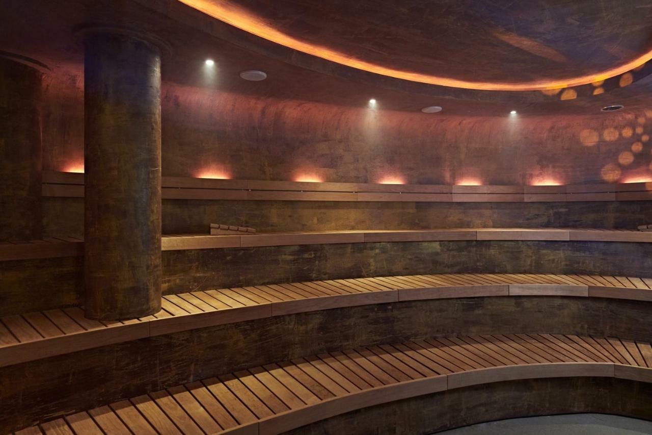 Schlosshotel Kitzbuehel A-Rosa Collection Exteriör bild The steam room